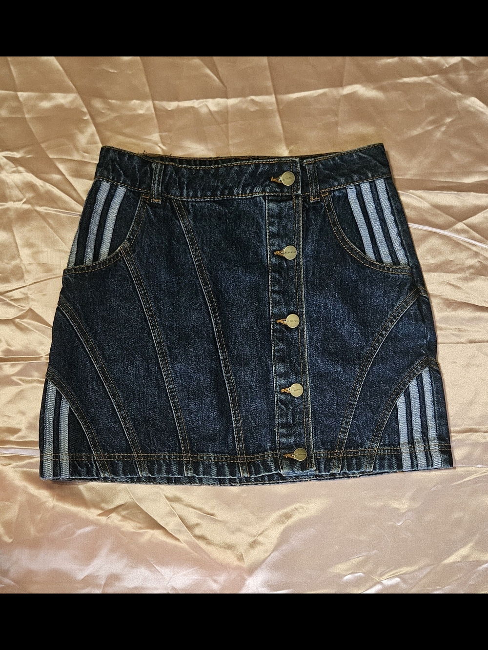 IVY PARK Rodeo Denim Button-Front Mini Skirt
